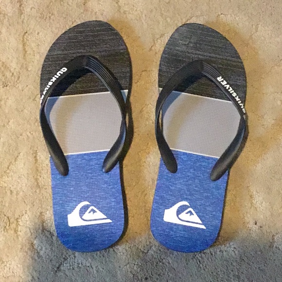 quicksilver flip flops mens